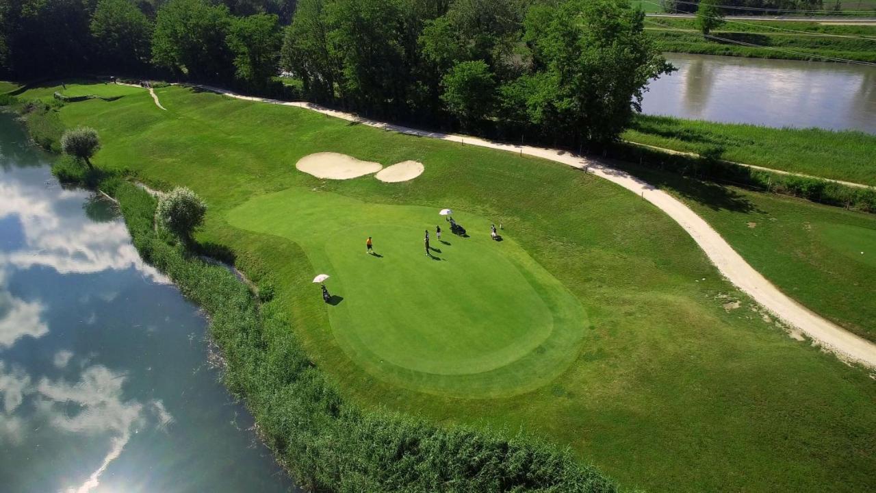 Domaine De Charmeil Saint-Quentin-sur-Isère Esterno foto